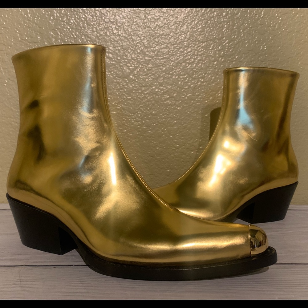 NWOT Calvin Klein Size 7 Gold 205W39NYC Ankle Boots